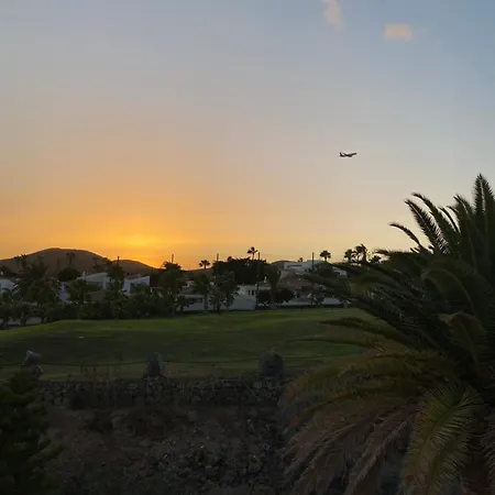 Ocean And Golf Views-steps From The Sea * San Miguel de Abona